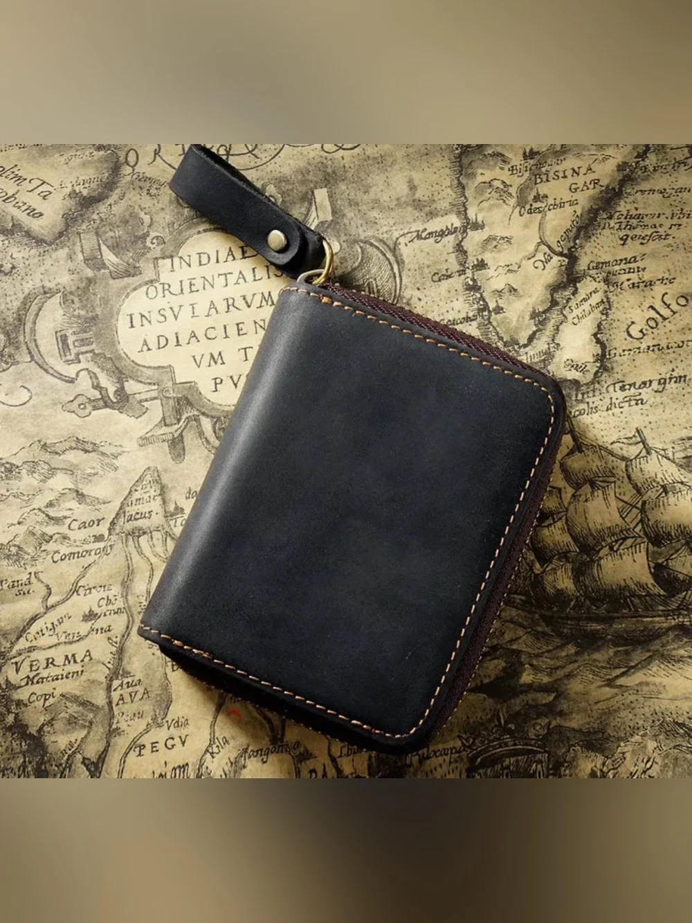 Men's Compact Leather Card Wallet - Brown crazy horse cowhide